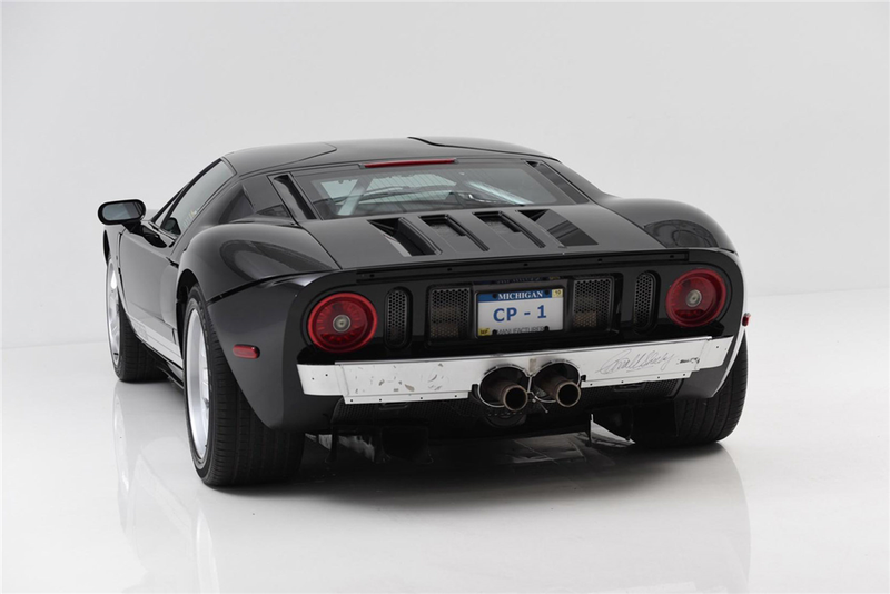 Illustration for article titled Somebody Please Rescue The World's Slowest Ford GT